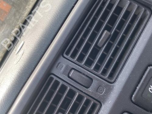 Luftventil NISSAN ALMERA I Hatchback (N15) 1.4 (87 hp) 32764389