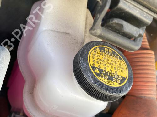 Expansion tank TOYOTA YARIS (_P13_) 1.5 Hybrid (NHP130_, NHP130) | BP24408721C120 
