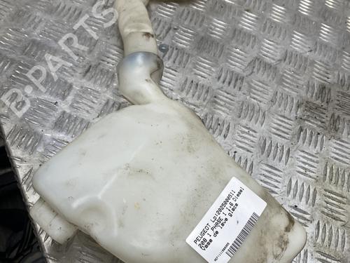 windscreen-washer-tank-peugeot-208-i-ca_-cc_-2012-2013-2014-2015-2016-2017-2018-2019-2020-2021-28601828 main image