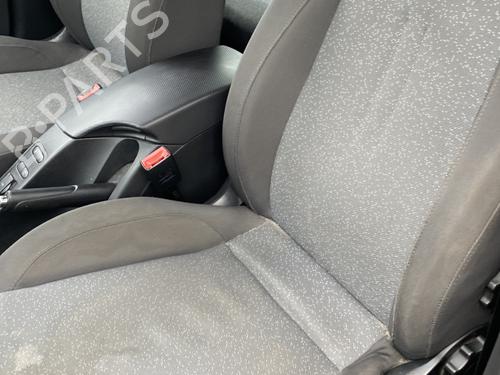 Used Left front seat SEAT ALTEA (5P1) 1.9 TDI (105 hp) 32295185