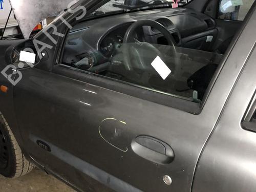 Used Left front door Left front door 22115071 22115071