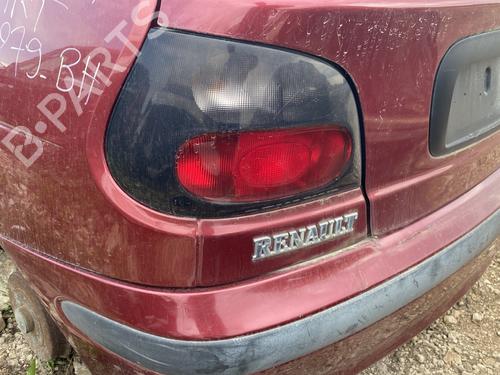 Used Left taillight RENAULT MEGANE I (BA0/1_) 1.6 e (BA0F, BA0S) (90 hp) 26027986