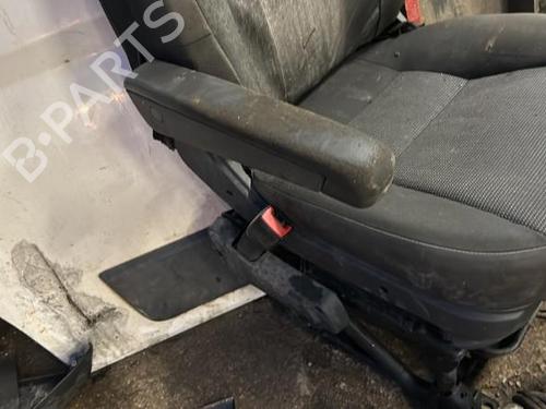 Used Left front seat Left front seat 37651747 37651747