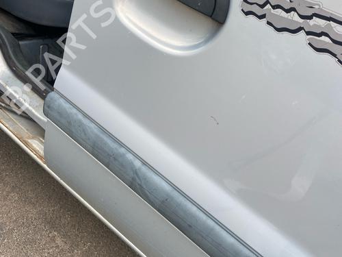 door-moulding-trim-renault-kangoo-kc01_-1997-36943279 main image