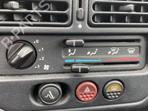 AC Styreenhet / Manøvreringsenhet PEUGEOT 106 II (1A_, 1C_) 1.1 i (60 hp) 26457465