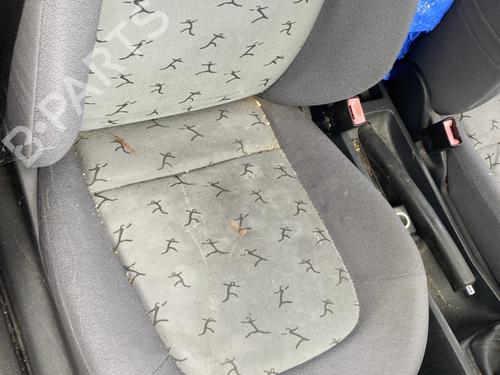 Used Right front seat SKODA FABIA I (6Y2) 1.9 TDI (100 hp) 26022966