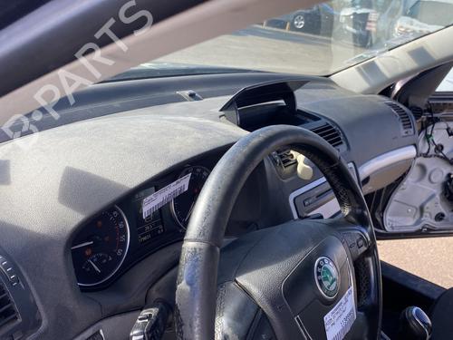Used Dashboard Dashboard SKODA OCTAVIA II Combi (1Z5) 1.6 TDI (105 hp) 29455330 29455330