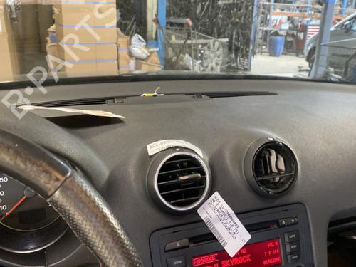 Instrumentbræt AUDI A3 (8P1) 2.0 TDI 16V | BP19904116C46 