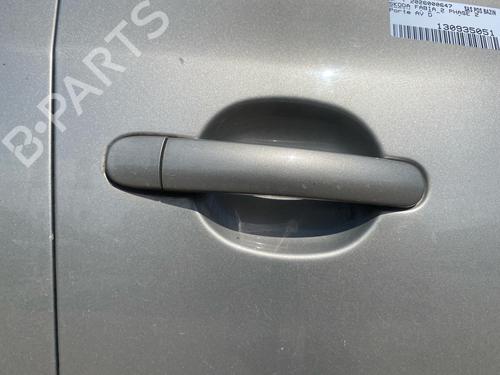 front-right-exterior-door-handle-skoda-fabia-ii-combi-545-2007-2008-2009-2010-2011-2012-2013-2014-38228494 main image