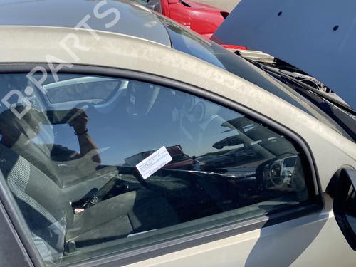 Used Right front door Right front door DACIA SANDERO 1.4 (BS0C, BS0A, BS0G, BS1F, BS0E) (75 hp) 26713739 26713739