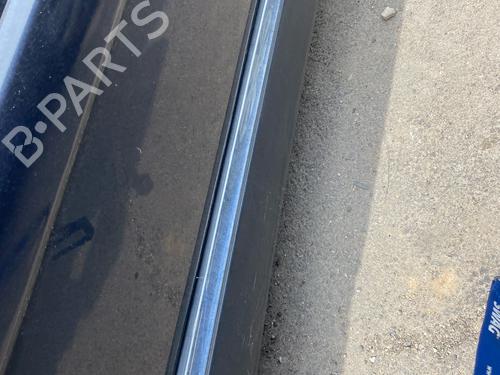 Used Right sideskirt Right sideskirt 37438700 37438700