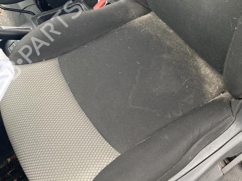 Siège avant gauche RENAULT KANGOO Express (FW0/1_) 1.5 dCi 95 (FW16) (95 hp) 32068640