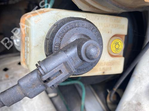 Used Brake master cylinder Brake master cylinder 37527047 37527047