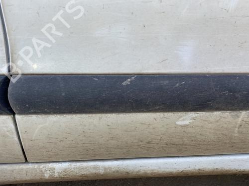 door-moulding-trim-renault-megane-i-ba01_-1995-1996-1997-1998-1999-2000-2001-2002-2003-2004-32734194 main image
