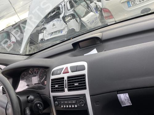 Used Dashboard Dashboard PEUGEOT 307 (3A/C) 1.6 HDi (90 hp) 31863370 31863370