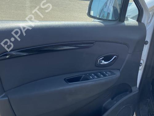 Forreste venstre beklædning RENAULT GRAND SCÉNIC III (JZ0/1_) 1.5 dCi (JZ09, JZ0D, JZ10, JZ14, JZ1G, JZ29, JZ2C) (110 hp) 26564500