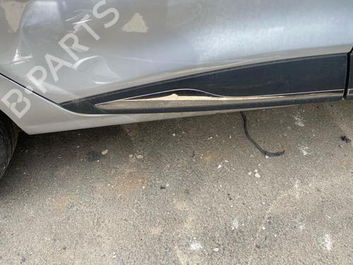 door-moulding-trim-renault-clio-iv-bh_-2012-2013-2014-2015-2016-2017-2018-2019-2020-2021-37706837 main image