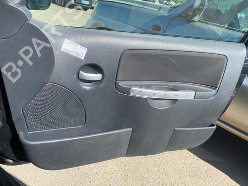 Høyre frontpanel Høyre frontpanel CITROËN C2 (JM_) 1.1 (60 hp) 34241228 34241228