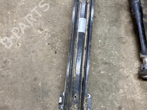 Used Front bumper reinforcement LAND ROVER RANGE ROVER SPORT I (L320) 2.7 D 4x4 (190 hp) 24665754