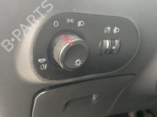 Used Headlight switch Headlight switch 33951335 33951335