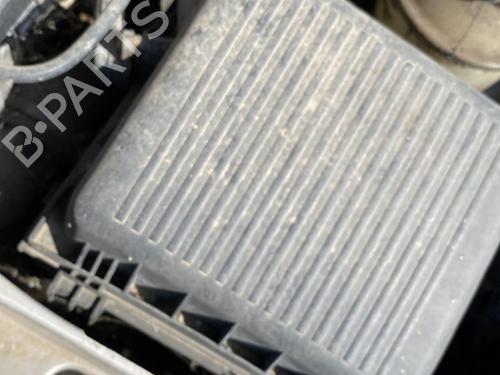 Used Air filter box Air filter box LAND ROVER DISCOVERY II (L318) 2.5 Td5 4x4 (139 hp) 33554110 33554110