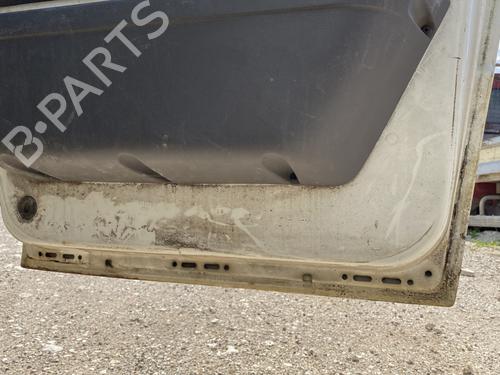 right-front-door-ford-transit-platformchassis-fm_-_-fn_-_-2000-2001-2002-2003-2004-2005-2006-26688120 main image