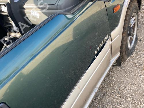 Used Right front door Right front door 39005872 39005872