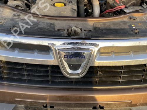 Used Grille DACIA DUSTER (HS_) 1.5 dCi 4x4 (HSMC, HSMD) (110 hp) 30973201