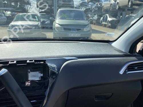 Instrumentbræt Instrumentbræt PEUGEOT 208 I (CA_, CC_) 1.2 VTI 82 (82 hp) 33554812 33554812