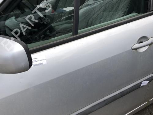 Used Left front door RENAULT SCÉNIC II (JM0/1_) [2003-2010]  22124504