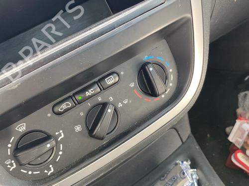 Used Climate control Climate control 37683600 37683600