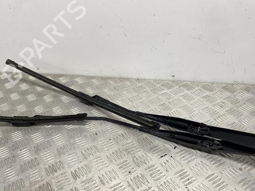 Front windshield wiper arm FORD FIESTA VI (CB1, CCN) 1.25 | BP29406890C143 