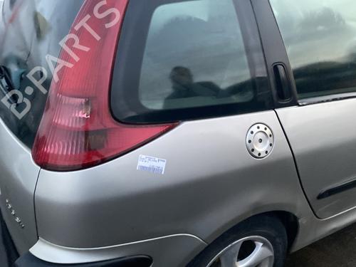 Bagstkærm Højre PEUGEOT 206 SW (2E/K) 1.4 HDi (68 hp) 30552142