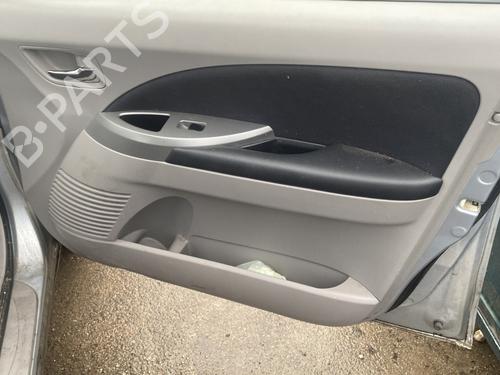 Used Front right panel Front right panel MITSUBISHI GRANDIS (NA_W) 2.0 DI-D (NA8W) (136 hp) 30646631 30646631
