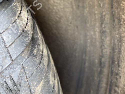 wheel-arch-peugeot-5008-ii-mc_-mj_-mr_-m4_-2016-33019885 main image