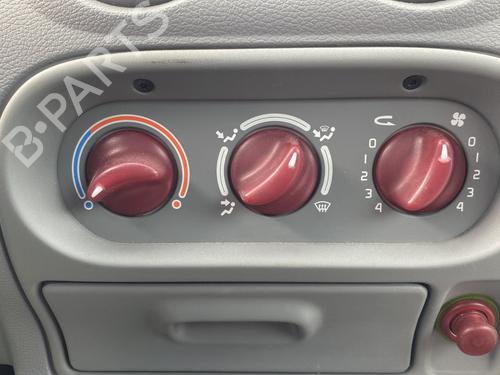 Used Climate control Climate control 32774490 32774490