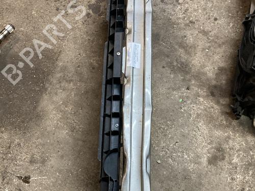 front-bumper-reinforcement-opel-vectra-c-gts-z02-2002-2003-2004-2005-2006-2007-2008-2009-23784179 main image