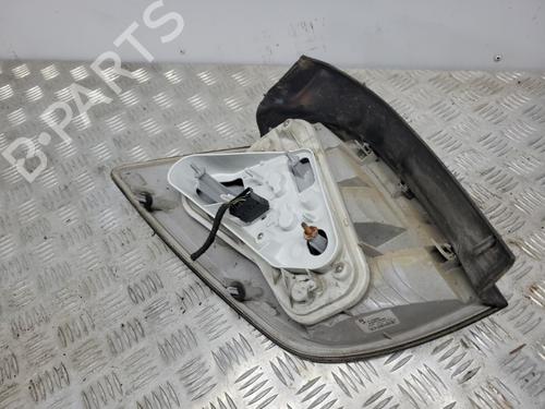 Right taillight OPEL ASTRA H Estate (A04) 1.9 CDTI 16V (L35) | BP22125332C35