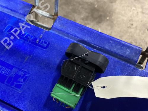 Switch DACIA SANDERO | BP22111829I30 - Image 2