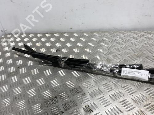 Used Front windshield wiper arm AUDI A5 Sportback (F5A, F5F) [2016-2025]  19910839