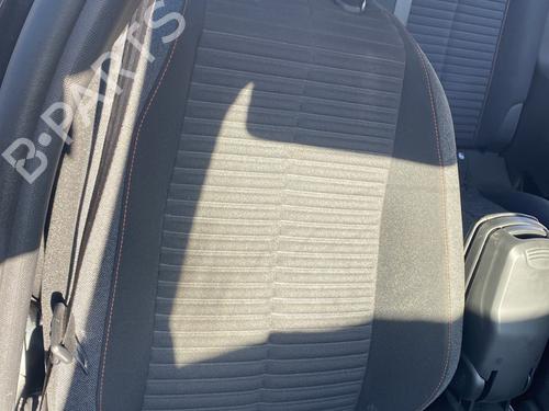 Used Right front seat Right front seat 37749405 37749405