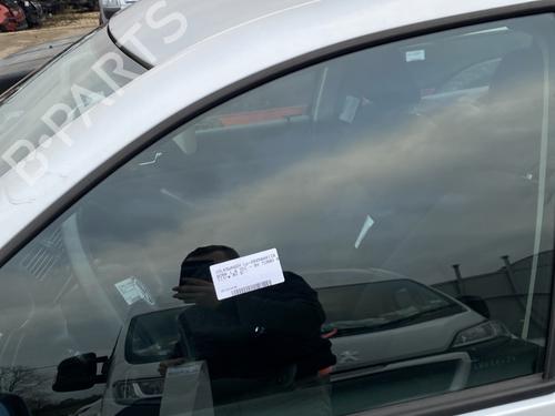 Dør rude ventre foran VW BORA I (1J2) 1.9 TDI | BP23784557C18 