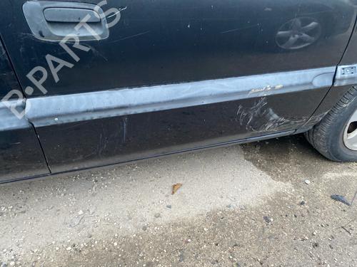door-moulding-trim-opel-zafira-a-mpv-t98-1999-2000-2001-2002-2003-2004-2005-2006-40436746 main image