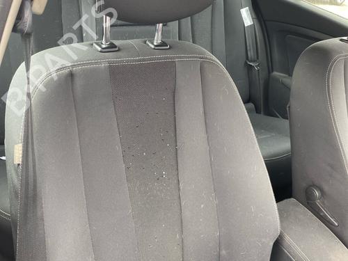 Used Right front seat Right front seat 34450927 34450927