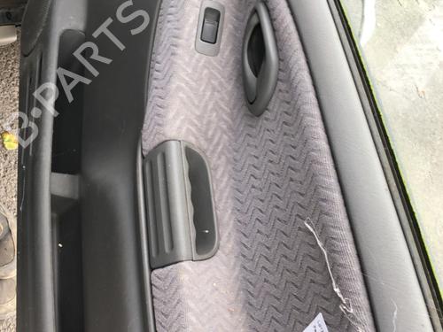 Forreste højre beklædning SUZUKI GRAND VITARA I (FT, HT) 2.0 TD 4x4 (SQ420D) (87 hp) 22127138