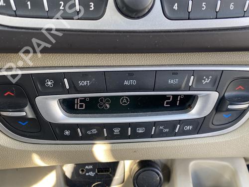Climate control RENAULT SCÉNIC III (JZ0/1_) 1.5 dCi | BP27319027I5 