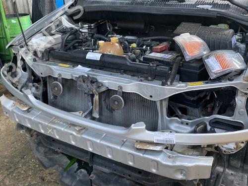 Grill TOYOTA PICNIC (_XM1_) 2.2 D (CMX10_, CXM10G) (90 hp) 31715136