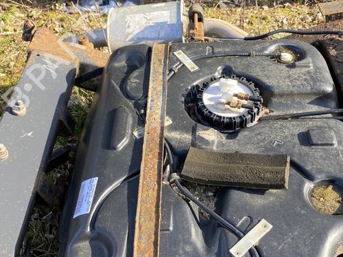 Benzintank Benzintank LAND ROVER DISCOVERY I (LJ) 2.5 TDI 4x4 (113 hp) 33201152 33201152