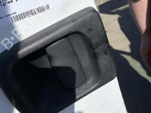 front-left-exterior-door-handle-renault-master-ii-van-fd-1997-1998-1999-2000-2001-2002-2003-2004-2005-2006-2007-2008-2009-2010-2011-2012-2013-24983078 main image