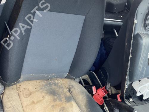 Used Right front seat FORD FIESTA VI (CB1, CCN) 1.4 TDCi (68 hp) 23784958